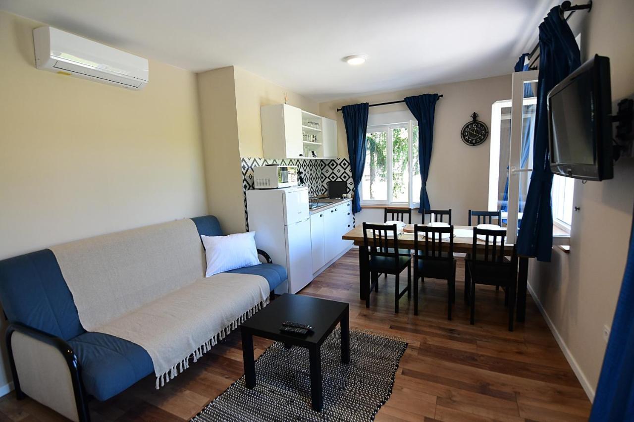 Apartmani Zagi Rakovica Exterior photo